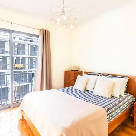 Lulina Two Bedroom By Alma *