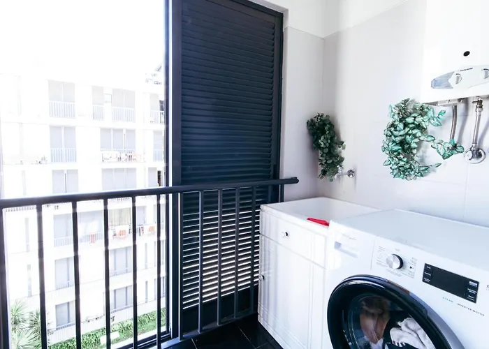 Lulina Two Bedroom By Alma