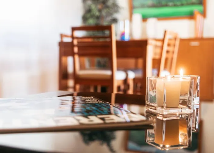 Lulina Two Bedroom By Alma דירה