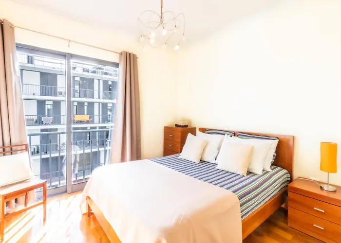 Lulina Two Bedroom By Alma *