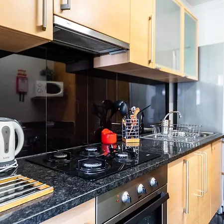 Lulina Two Bedroom By Alma *